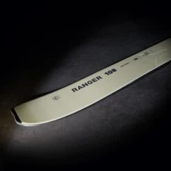 FISCHER RANGER 108 23 9 FISCHER RANGER 108 23 -Ski Winkel 9 104819 ranger 108 a17022v 04 1